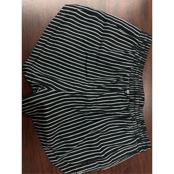 Billabong Stripe Black Shorts with Pocket Size Small - Picture 3 of 7